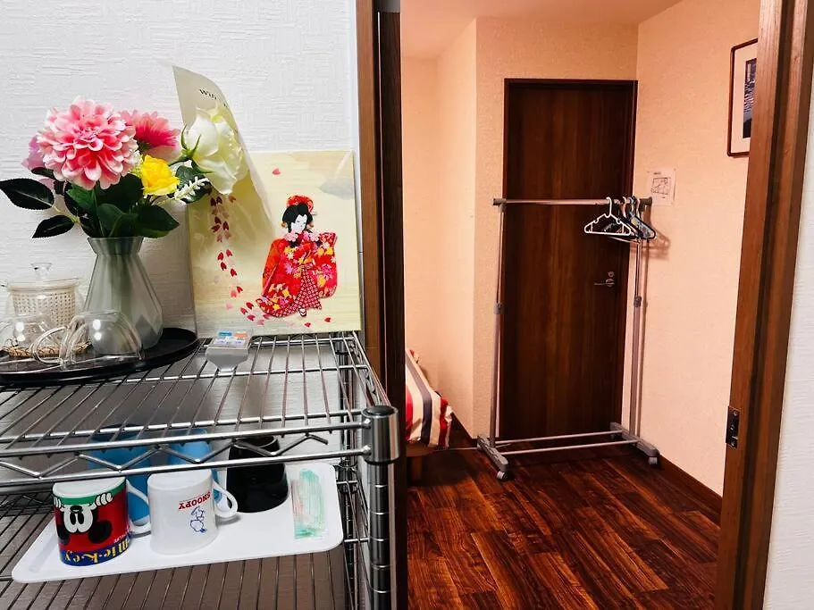 Apartment 花跡民宿三号情侣房，家庭房，独享空间 ! 4分钟到难波，日本桥，心斋桥！ Osaka